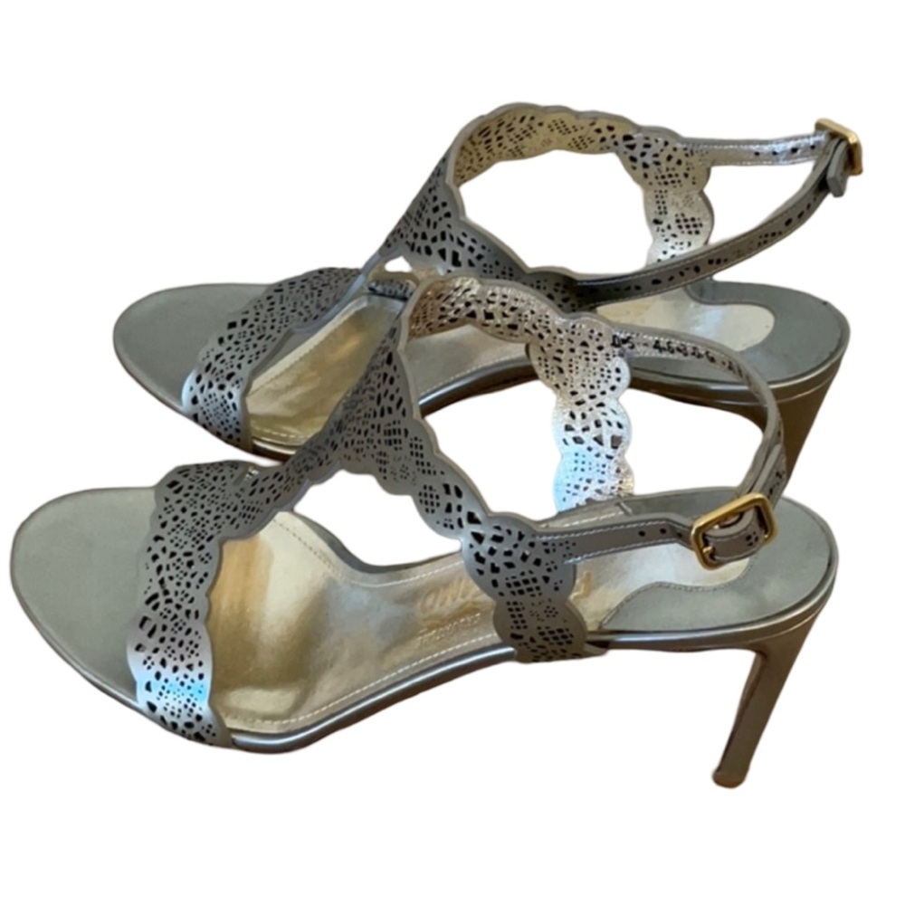 Salvatore Ferragamo Garcia Laser  Cut - Picture 2 of 9